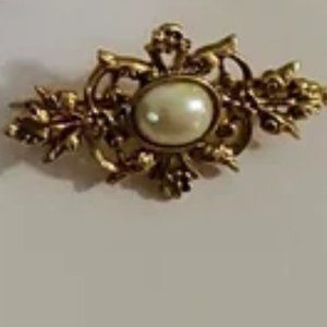 1928 Brooch pearl look antique rare